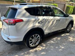 Сүрөт унаа Toyota RAV4