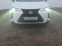 Photo of the vehicle Lexus UX