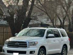 Сүрөт унаа Toyota Sequoia