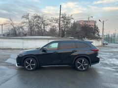 Фото авто Toyota Highlander