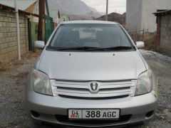 Сүрөт унаа Toyota Ist