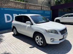 Сүрөт унаа Toyota RAV4