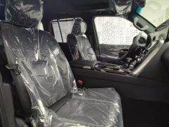 Photo of the vehicle Lexus LX