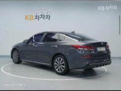 Photo of the vehicle Kia K5