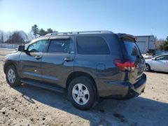 Сүрөт унаа Toyota Sequoia