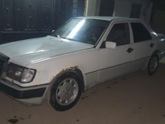 Фото авто Mercedes-Benz W124