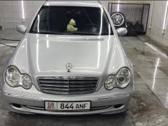 Сүрөт унаа Mercedes-Benz C-Класс