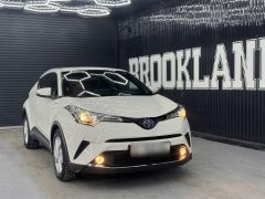 Сүрөт унаа Toyota C-HR