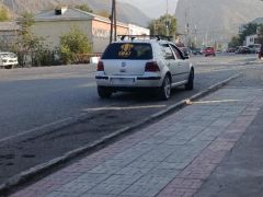 Photo of the vehicle Volkswagen Golf