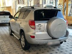 Сүрөт унаа Toyota RAV4