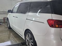 Фото авто Kia Carnival