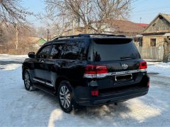 Photo of the vehicle Toyota Land Cruiser