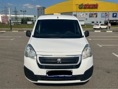 Photo of the vehicle Peugeot Partner