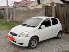 Сүрөт унаа Toyota Vitz