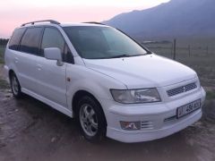 Сүрөт унаа Mitsubishi Chariot