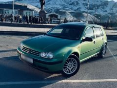 Фото авто Volkswagen Golf