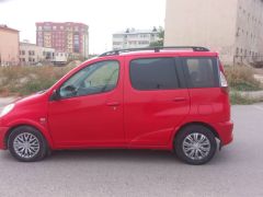 Сүрөт унаа Toyota Yaris Verso