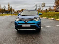 Сүрөт унаа Toyota RAV4