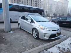 Фото авто Toyota Prius