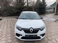 Фото авто Renault Logan