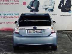 Сүрөт унаа Toyota Prius