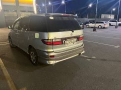 Photo of the vehicle Toyota Estima