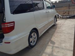 Photo of the vehicle Toyota Alphard