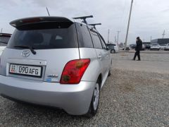 Сүрөт унаа Toyota Ist