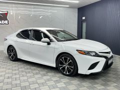 Photo of the vehicle Toyota Camry