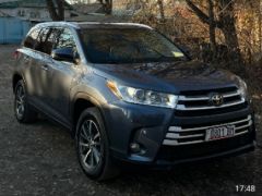 Photo of the vehicle Toyota Highlander