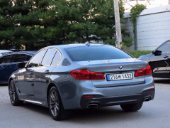 Photo of the vehicle BMW 5 Series