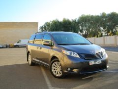 Сүрөт унаа Toyota Sienna