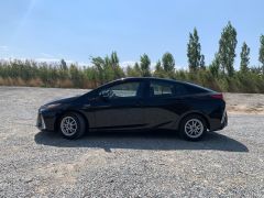 Сүрөт унаа Toyota Prius v (+)