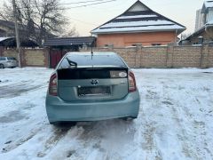 Фото авто Toyota Prius