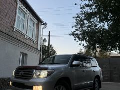 Фото авто Toyota Land Cruiser