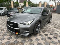 Фото авто Infiniti Q30