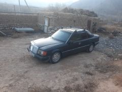 Photo of the vehicle Mercedes-Benz W124