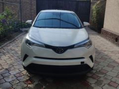 Сүрөт унаа Toyota C-HR