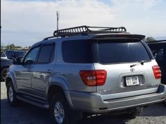 Сүрөт унаа Toyota Sequoia