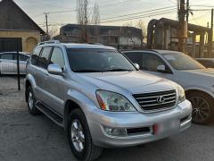 Photo of the vehicle Lexus GX