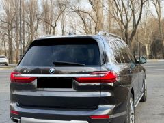 Фото авто BMW X7