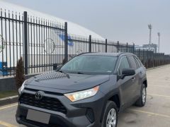 Сүрөт унаа Toyota RAV4