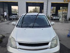 Photo of the vehicle Toyota Ist