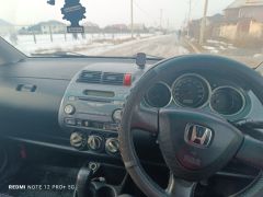 Фото авто Honda Fit