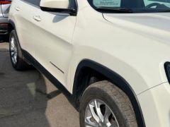 Сүрөт унаа Jeep Cherokee