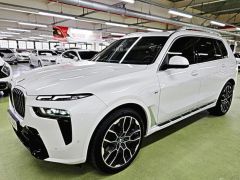 Фото авто BMW X7