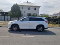 Сүрөт унаа Toyota Highlander