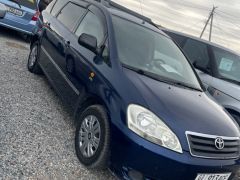 Сүрөт унаа Toyota Avensis Verso