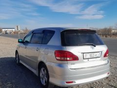 Фото авто Toyota Ipsum