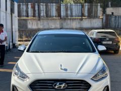 Photo of the vehicle Hyundai Sonata